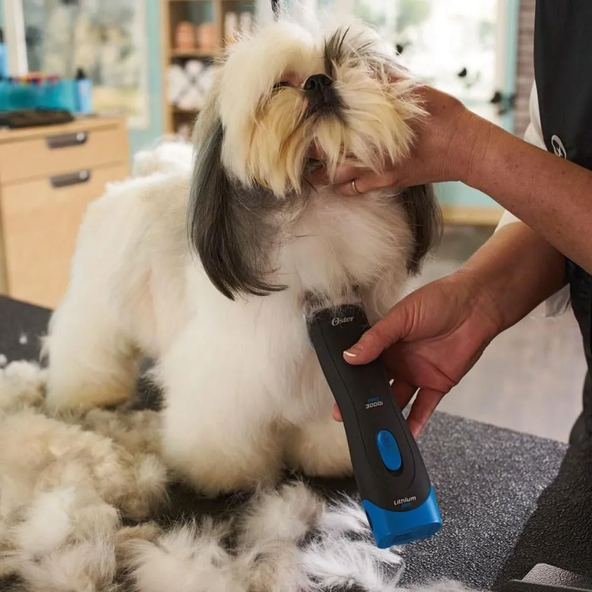 oster_proi_cordless_lithium_ion_clipper_4.webp Ryan's Pet Supplies Oster Pro3000I Cordless Lithium Ion Clipper