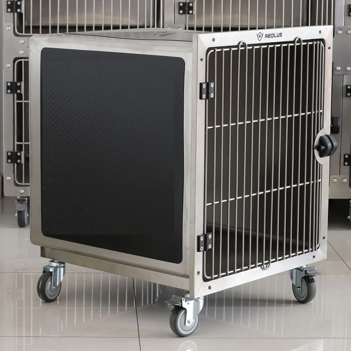 professional_stainless_steel_modular_dog_cage__full_bank_3.webp Ryan's Pet Supplies Professional Stainless Steel Modular Dog Cage - Full Bank